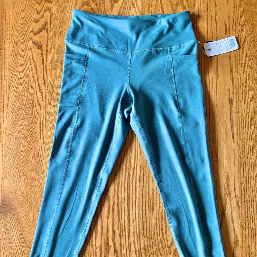 "Apana" grey leggings, NWT, L
